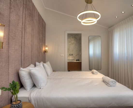 יהלומים בסמטה (1)